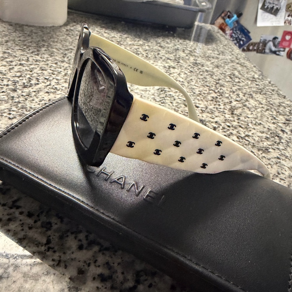CHANEL Black and Cream Sunglasses - Picture 8 of 9